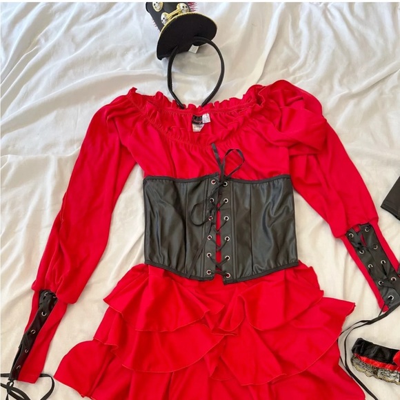 Pirate costume-can ship ASAP - Picture 2 of 7